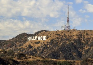 Image of the Hollywood sign in California where we provide answering services